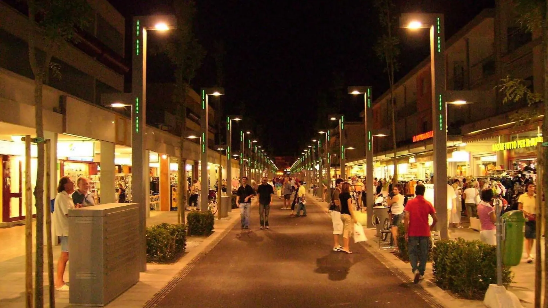 New Vibrant Apartment In Bibione Italy