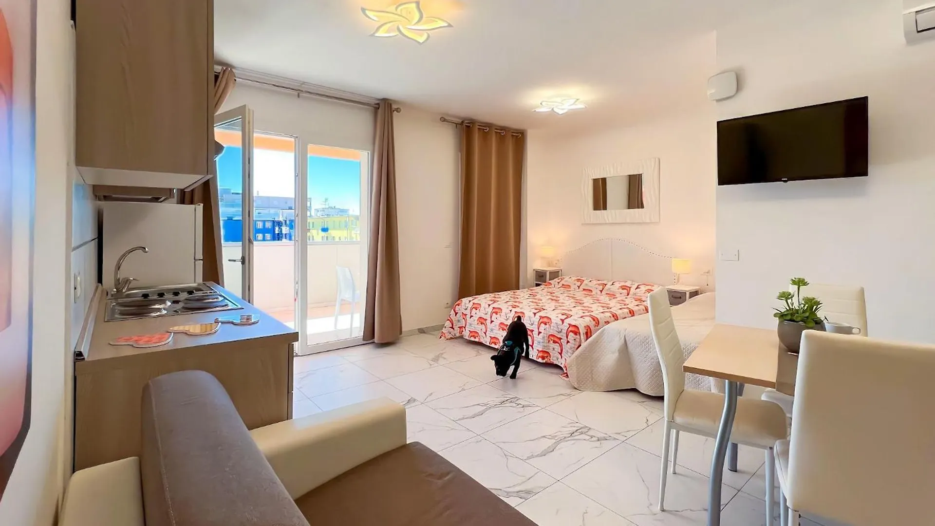 New Vibrant Apartment In Bibione Italy